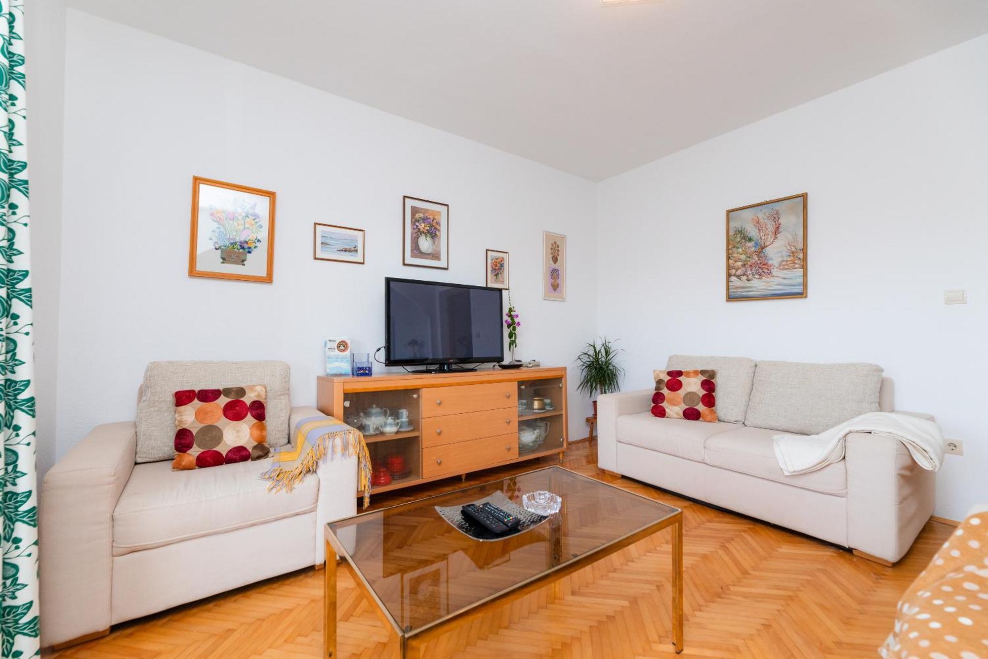 Apartments Martic Supetar Kültér fotó