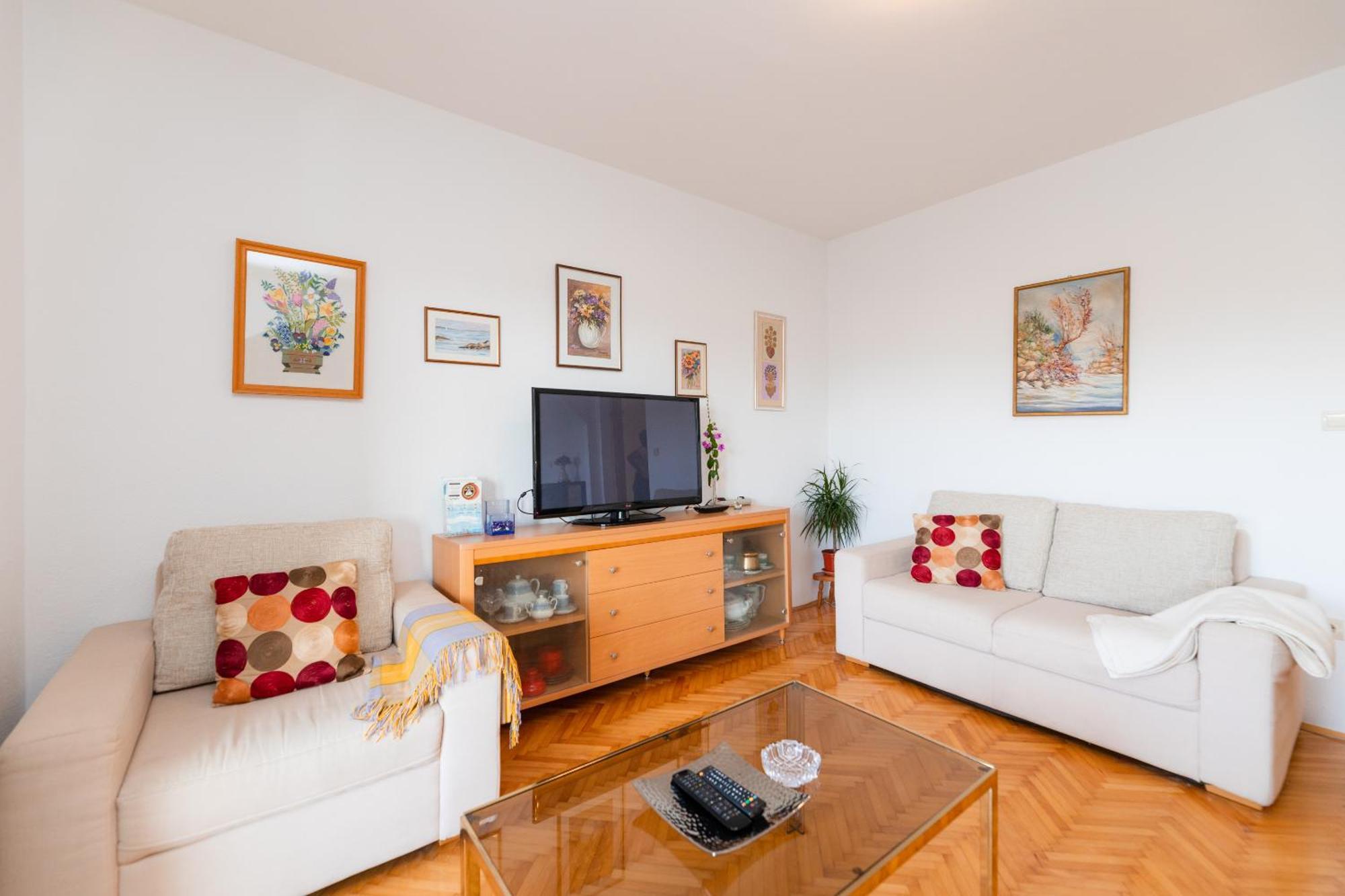 Apartments Martic Supetar Kültér fotó